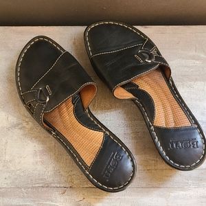BØRN black leather slide sandals born size 9/40.5